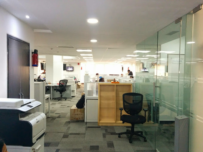 Small office space available for rent in Connaught Place, Delhi.