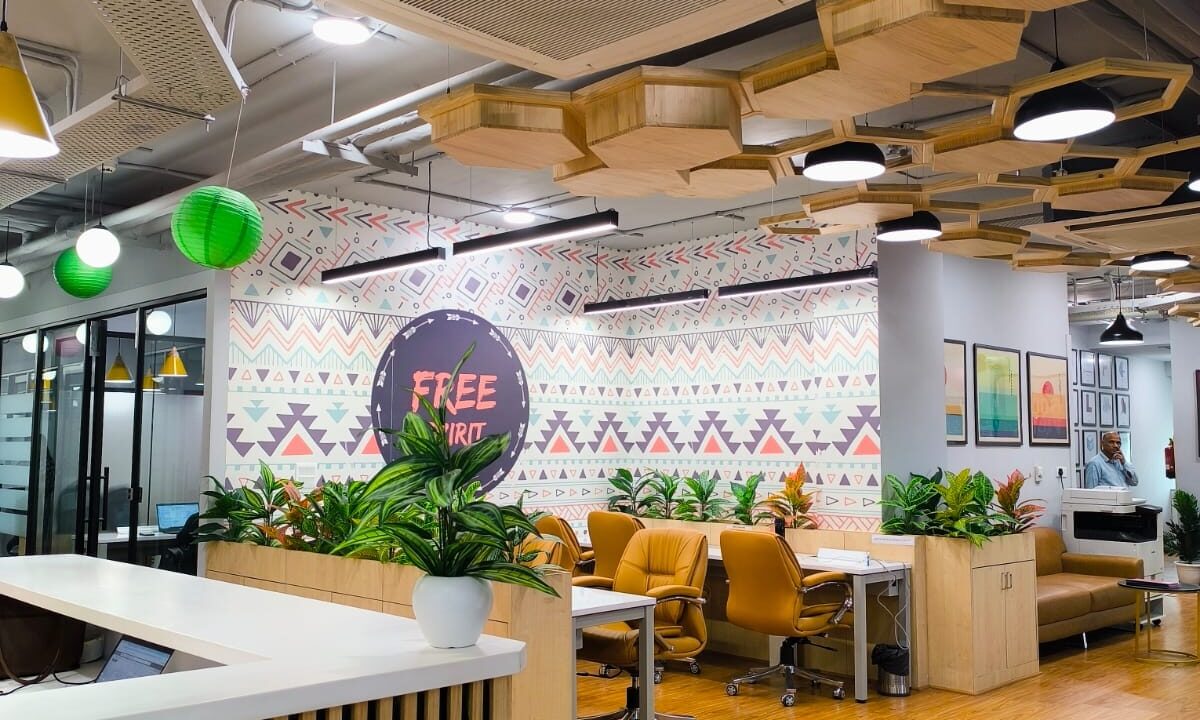Modern coworking space for rent in Connaught Place, New Delhi